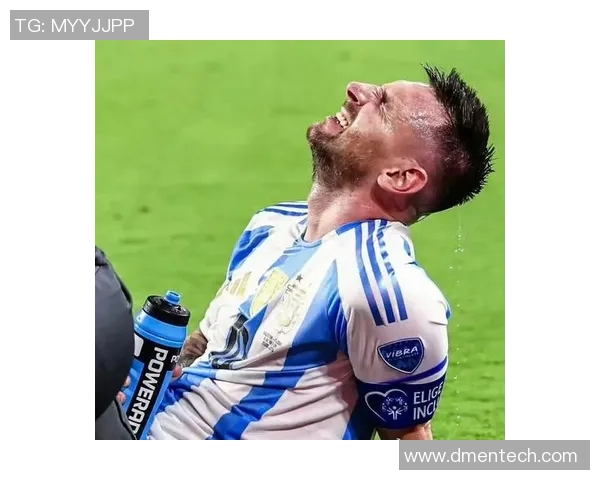 足球明星在伤痛中流露的脆弱与坚韧瞬间的感人照片合集