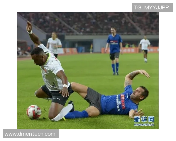 足球明星挑战吃汤圆大赛精彩瞬间分享让你捧腹大笑的搞笑视频合集